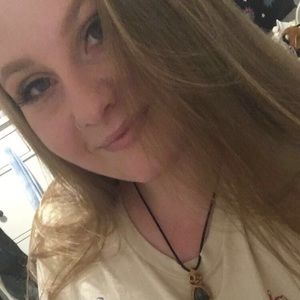 Meet your Posher, Lily